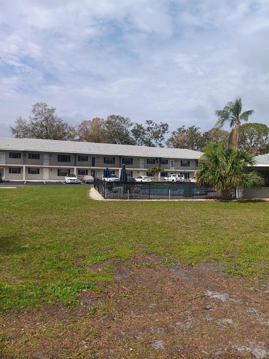101 LAKE AVE NE #113, LARGO, FL, 33771