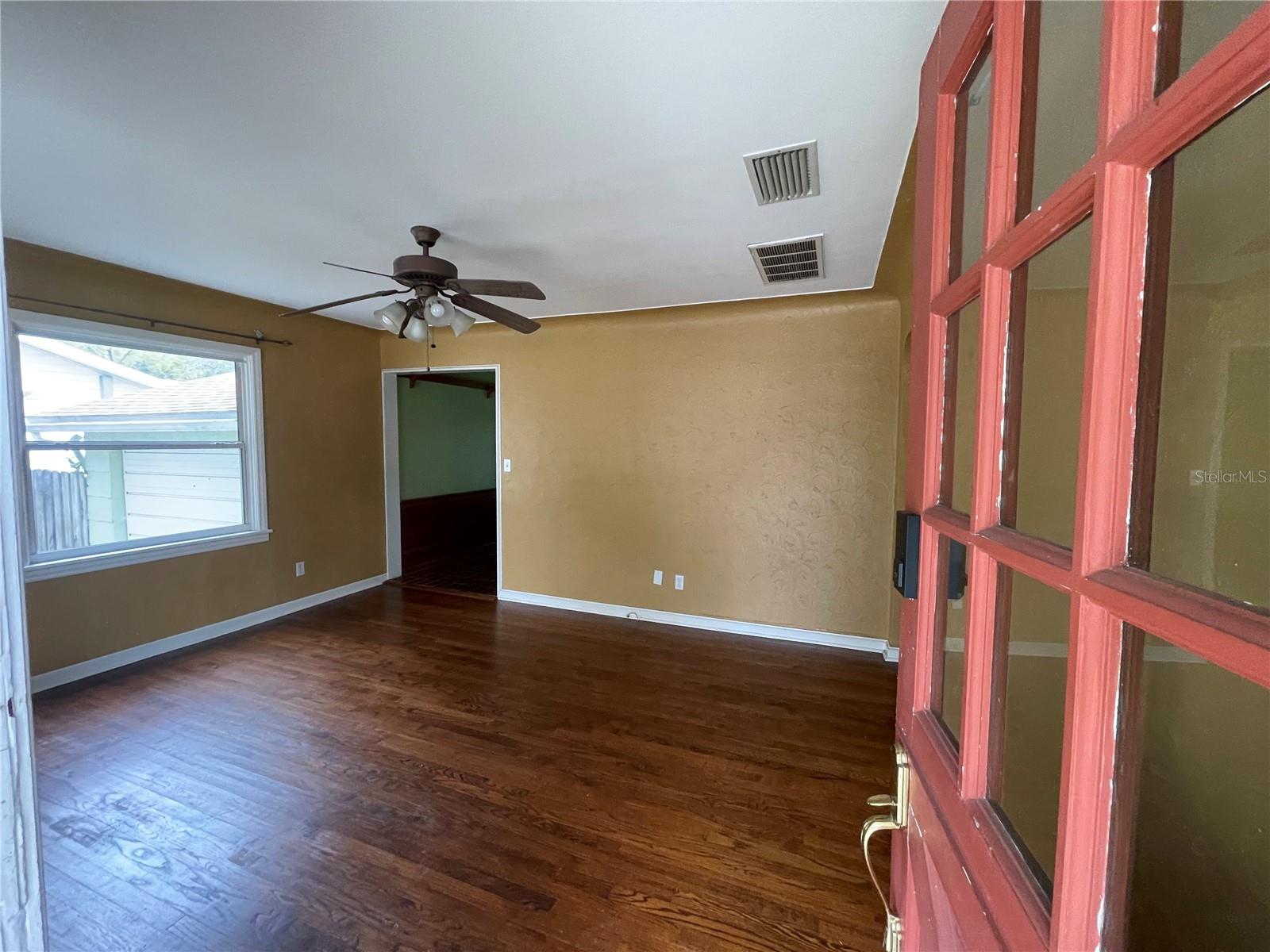 314 33RD AVE N, ST PETERSBURG, FL, 33704