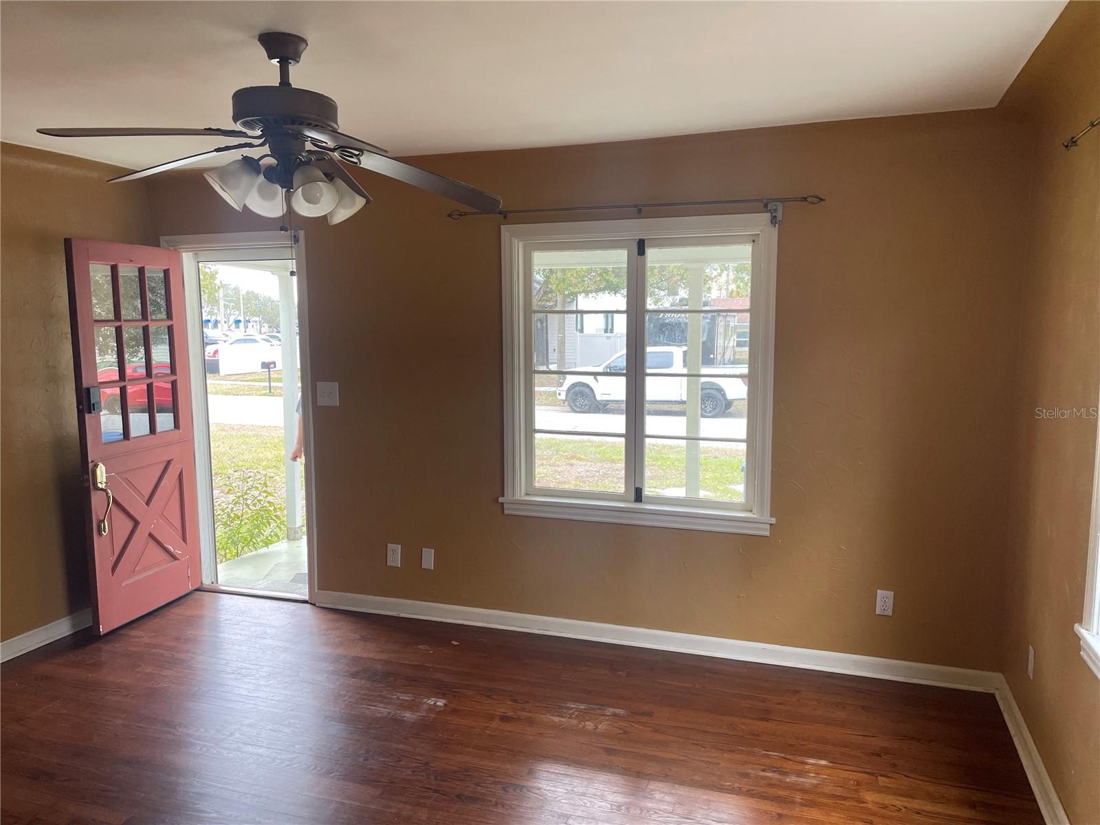 314 33RD AVE N, ST PETERSBURG, FL, 33704