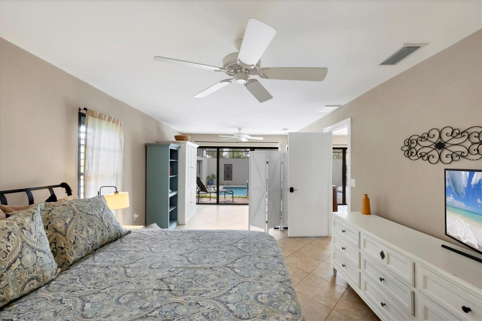 3746 GLEN OAKS MANOR DR, SARASOTA, FL, 34232