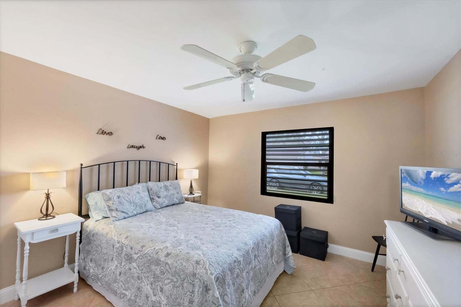 3746 GLEN OAKS MANOR DR, SARASOTA, FL, 34232