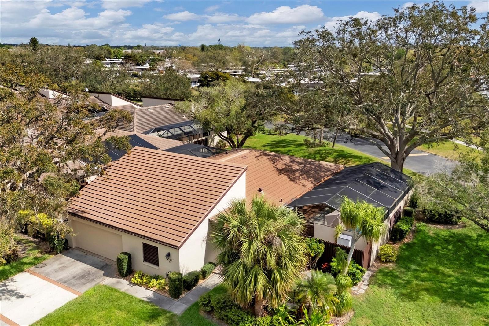 3746 GLEN OAKS MANOR DR, SARASOTA, FL, 34232