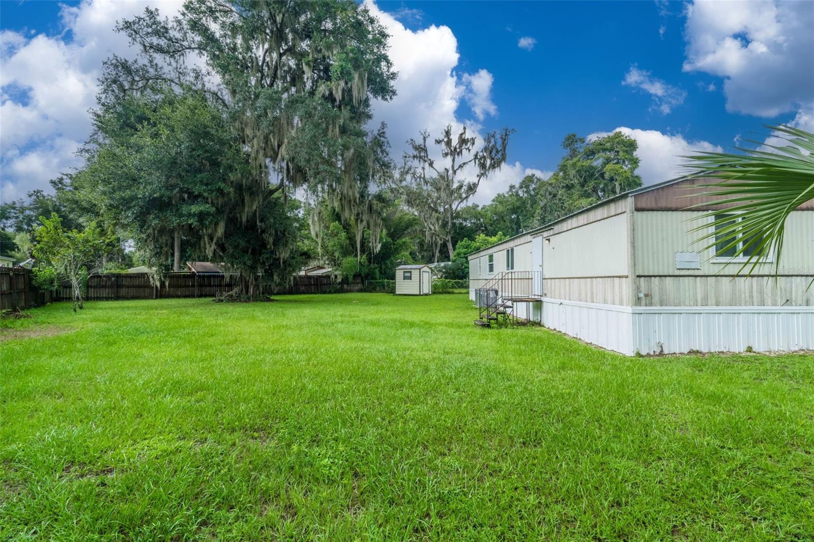 106 SHARA LN, SATSUMA, FL, 32189