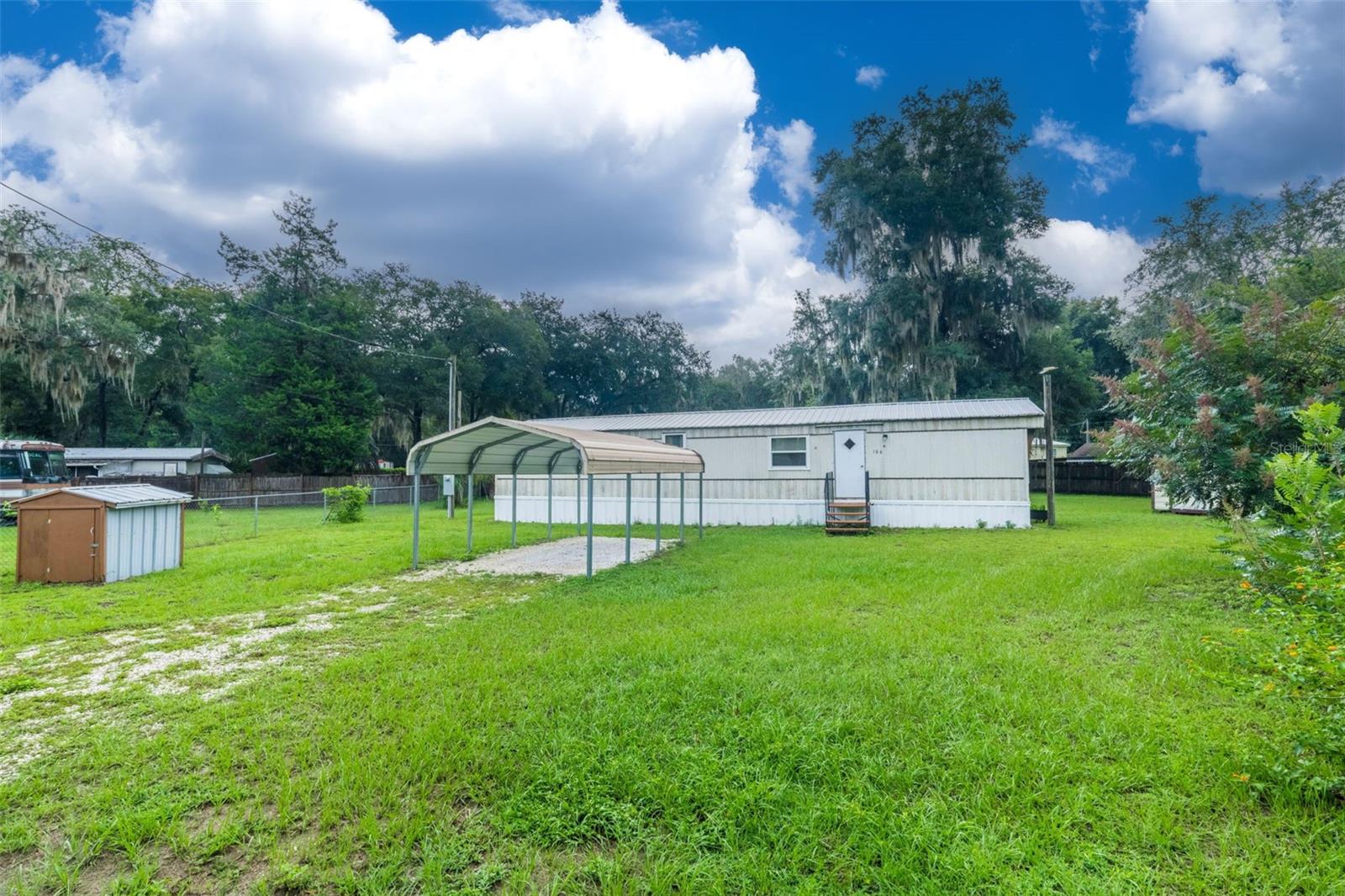 106 SHARA LN, SATSUMA, FL, 32189