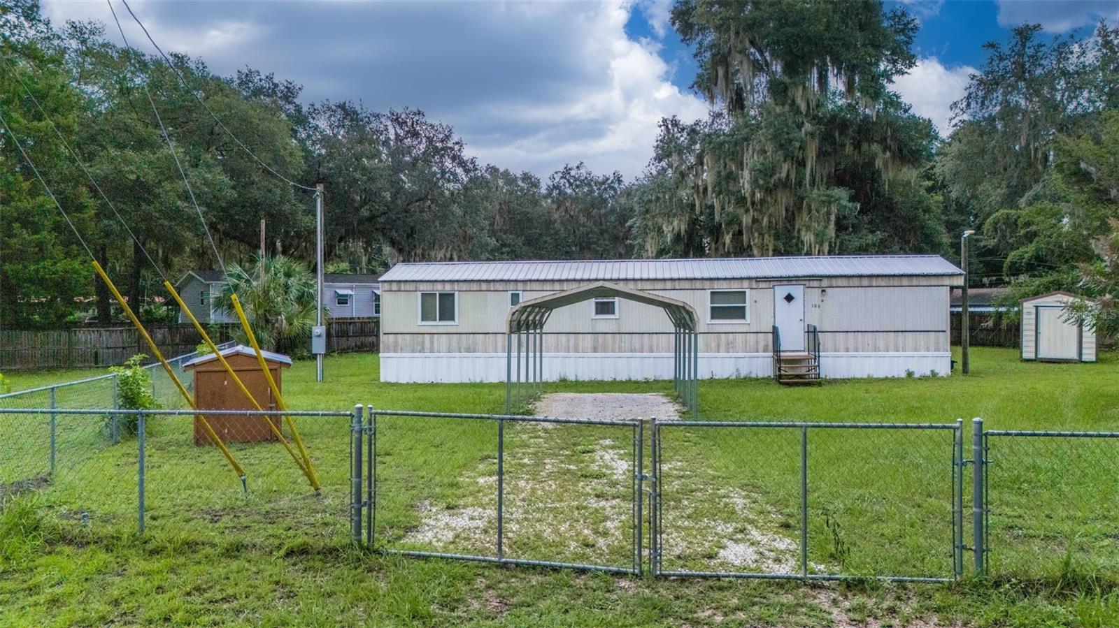 106 SHARA LN, SATSUMA, FL, 32189
