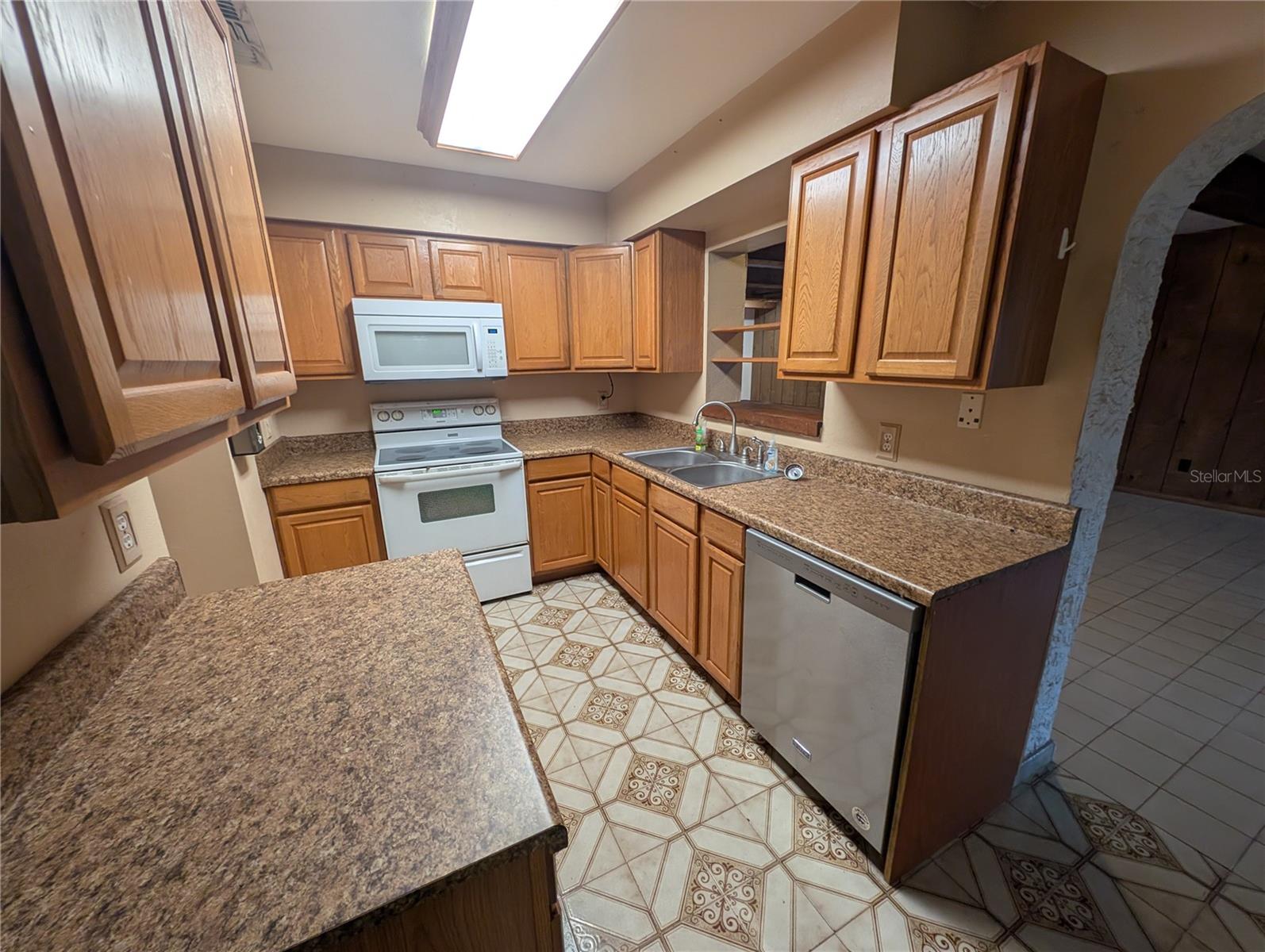 110 KASEY DR, ORLANDO, FL, 32807