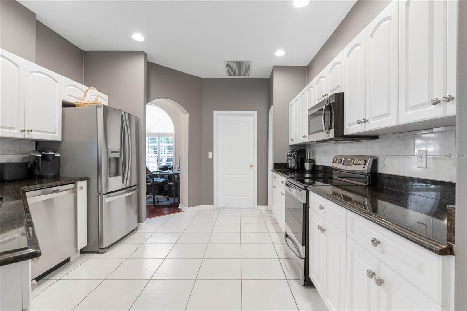 3 ROYAL OAK DR, PALM COAST, FL, 32164