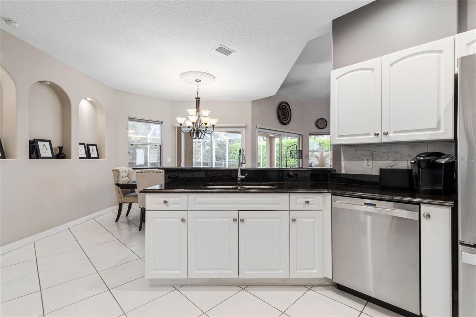 3 ROYAL OAK DR, PALM COAST, FL, 32164
