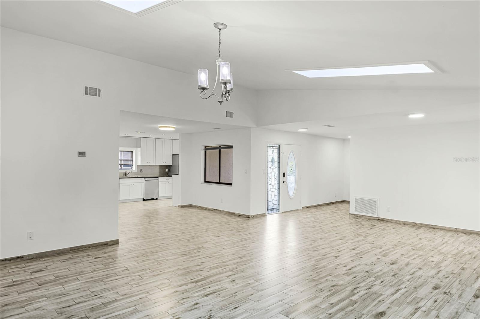 662 SAUSALITO BLVD, CASSELBERRY, FL, 32707