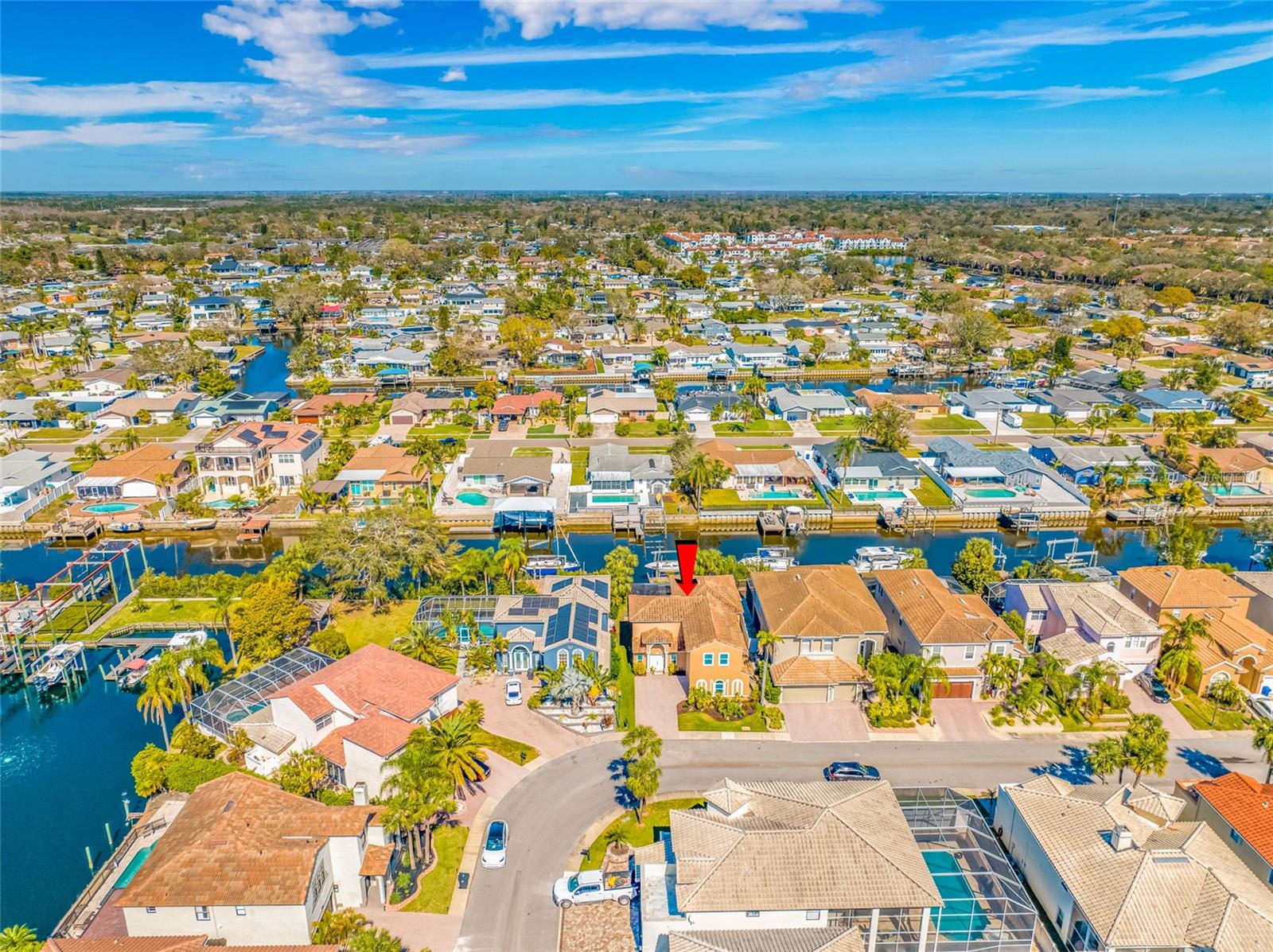 10627 HATTERAS DR, TAMPA, FL, 33615
