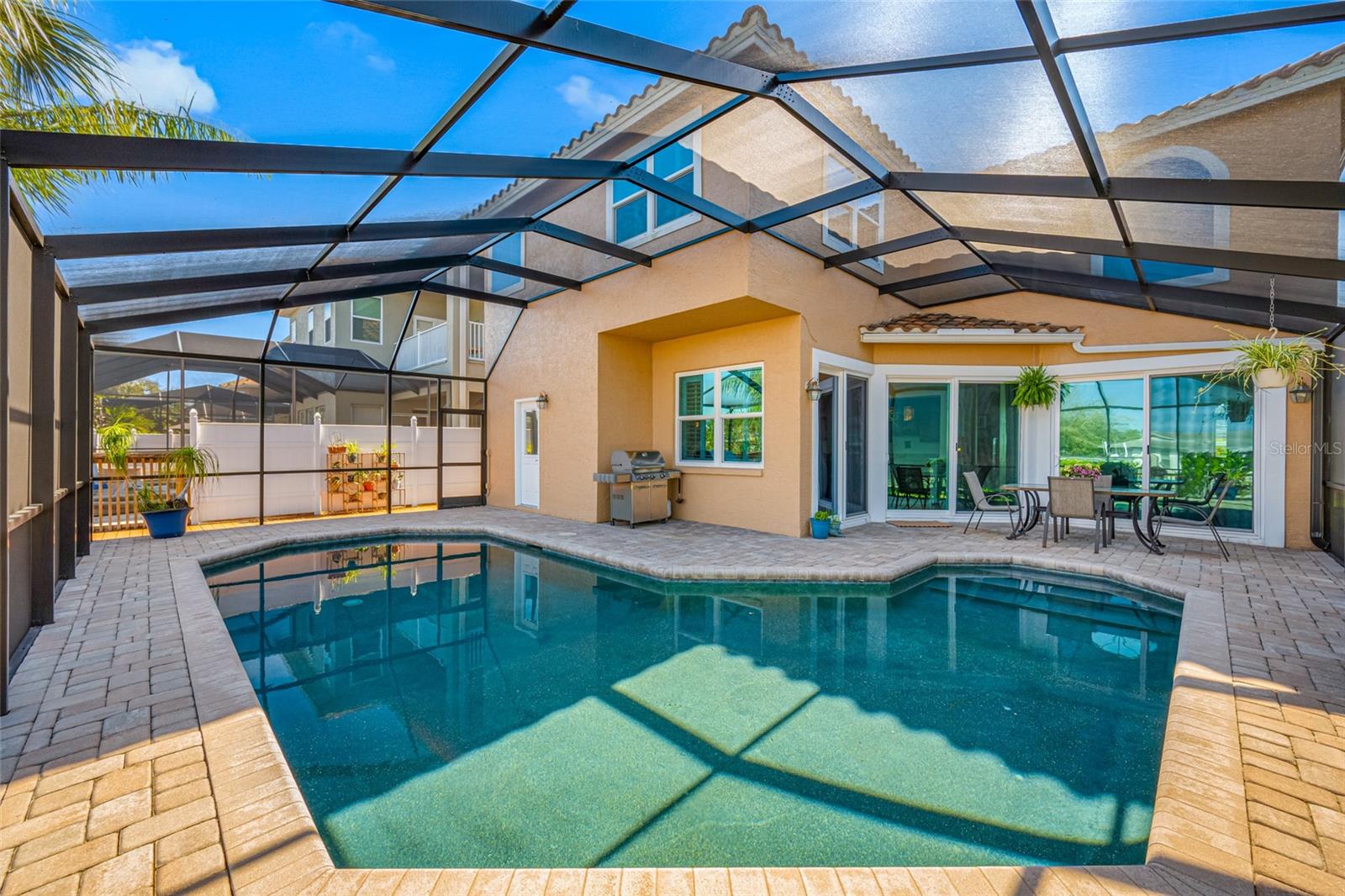 10627 HATTERAS DR, TAMPA, FL, 33615