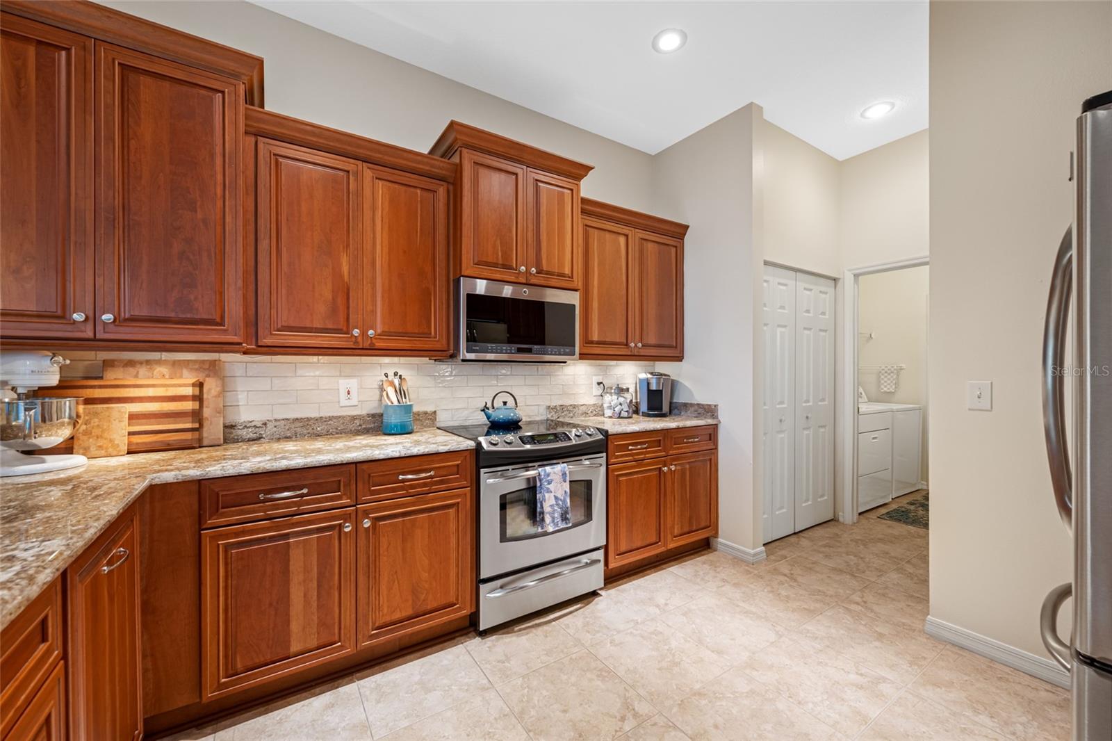 10627 HATTERAS DR, TAMPA, FL, 33615