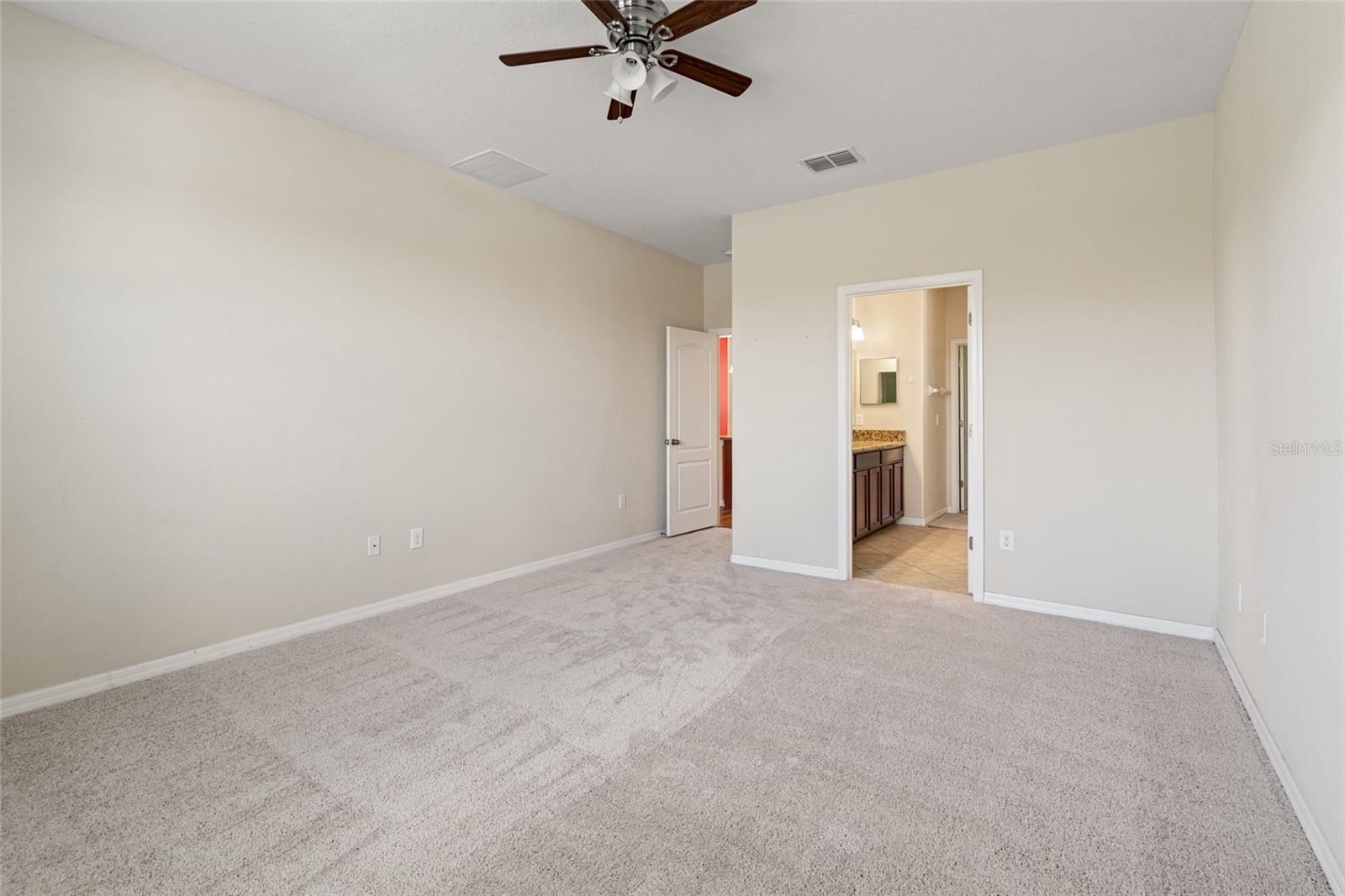 18855 HAMPSTEAD HEATH CT, LAND O LAKES, FL, 34638