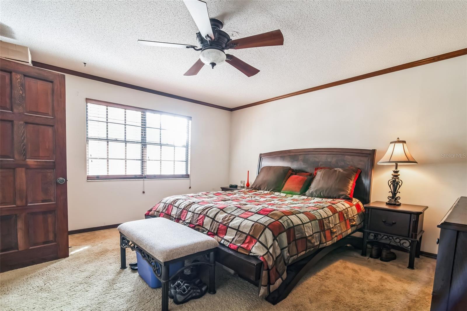1101 N VALENCIA AVE, HOWEY IN THE HILLS, FL, 34737