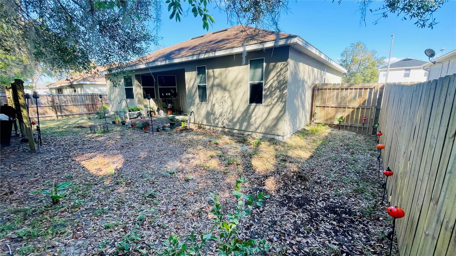 419 CIERRA OAKS CIR, LADY LAKE, FL, 32159