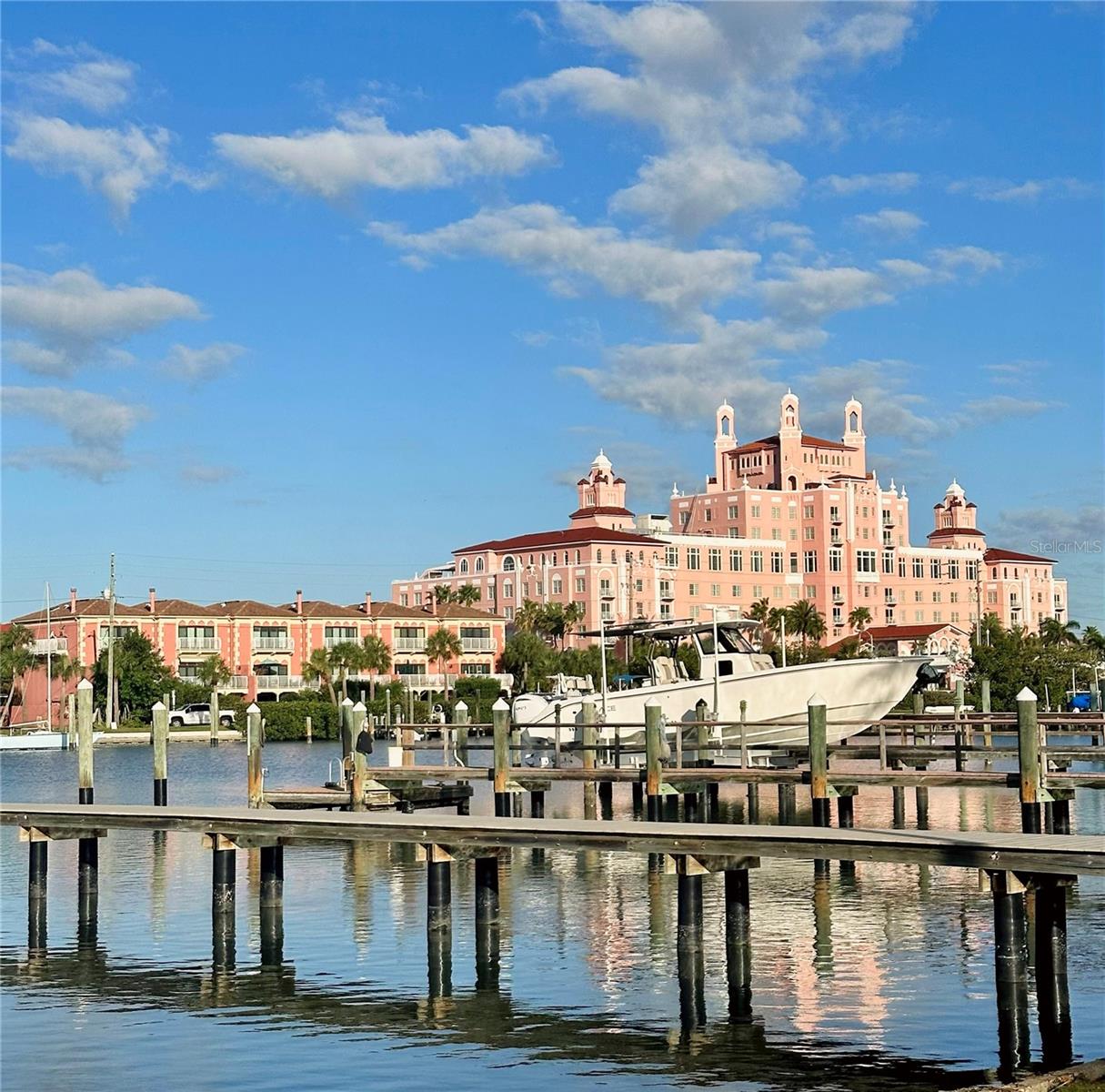 7320 BURLINGTON AVE N, ST PETERSBURG, FL, 33710