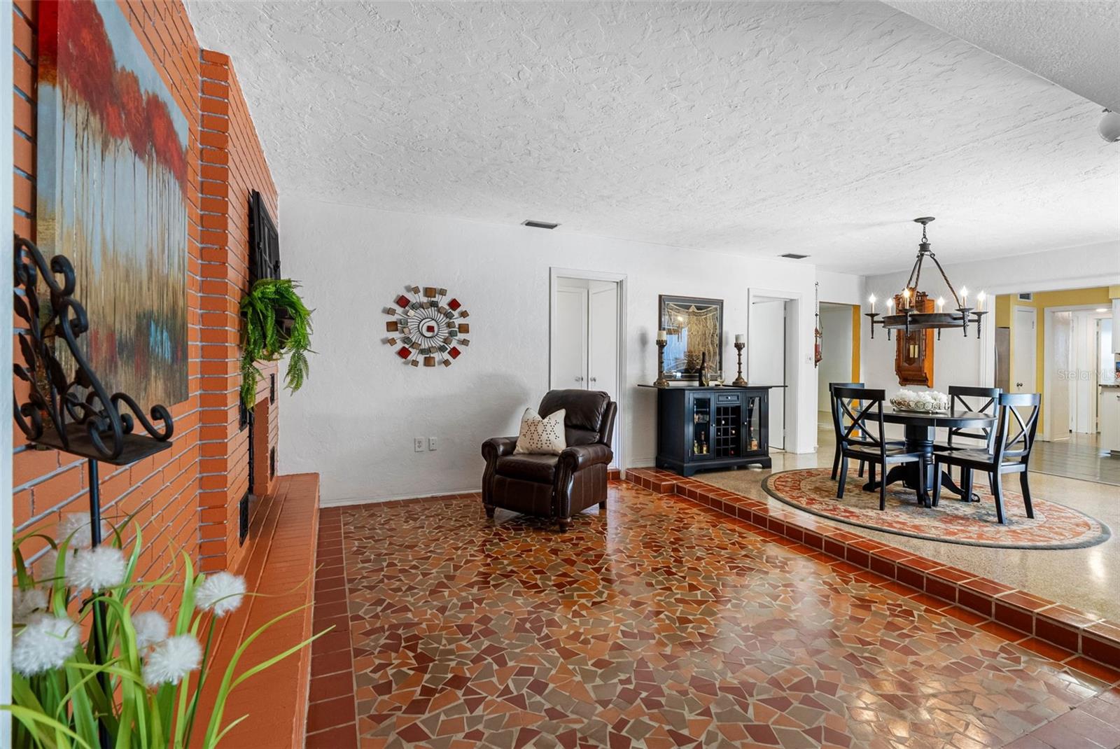 7320 BURLINGTON AVE N, ST PETERSBURG, FL, 33710