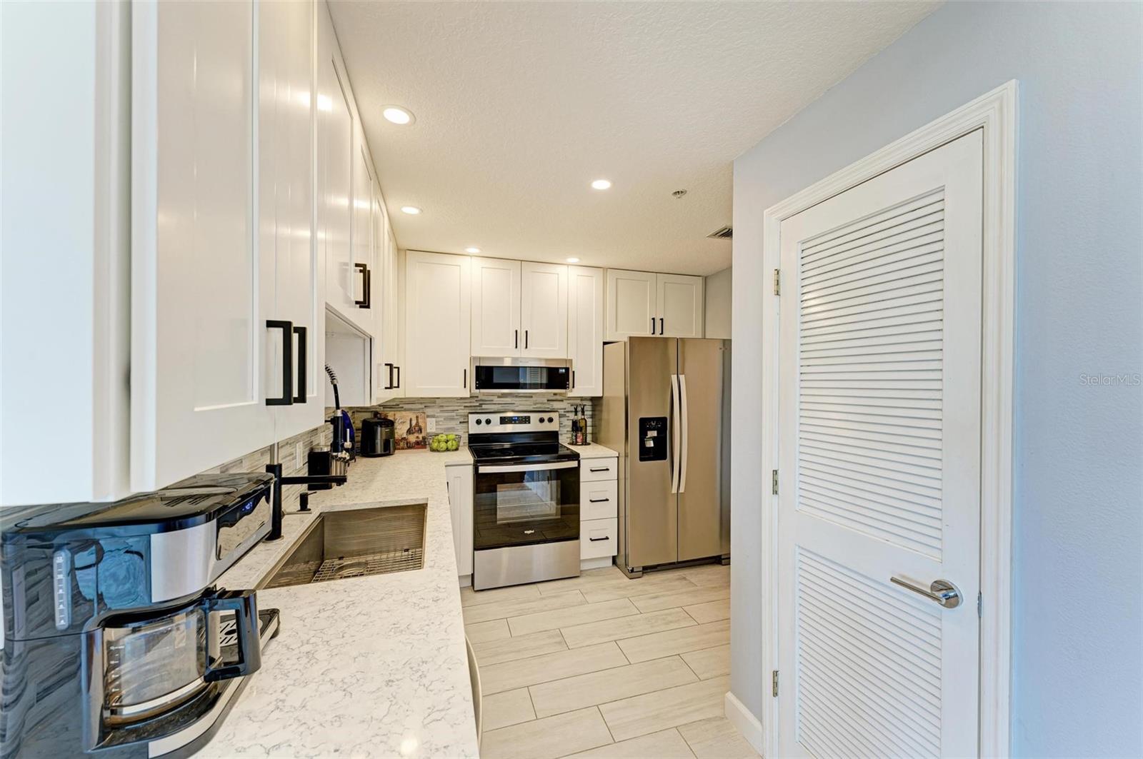 750 N TAMIAMI TRL #517, SARASOTA, FL, 34236