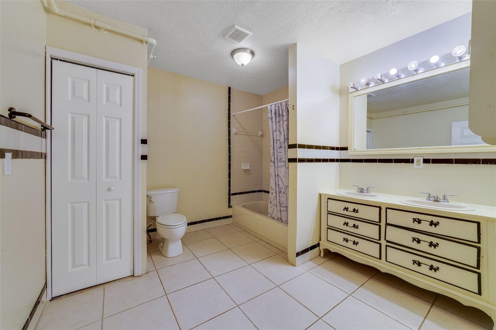 811 KENTUCKY AVE, ROCKLEDGE, FL, 32955