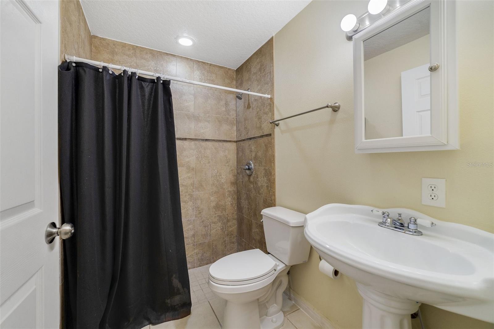 811 KENTUCKY AVE, ROCKLEDGE, FL, 32955