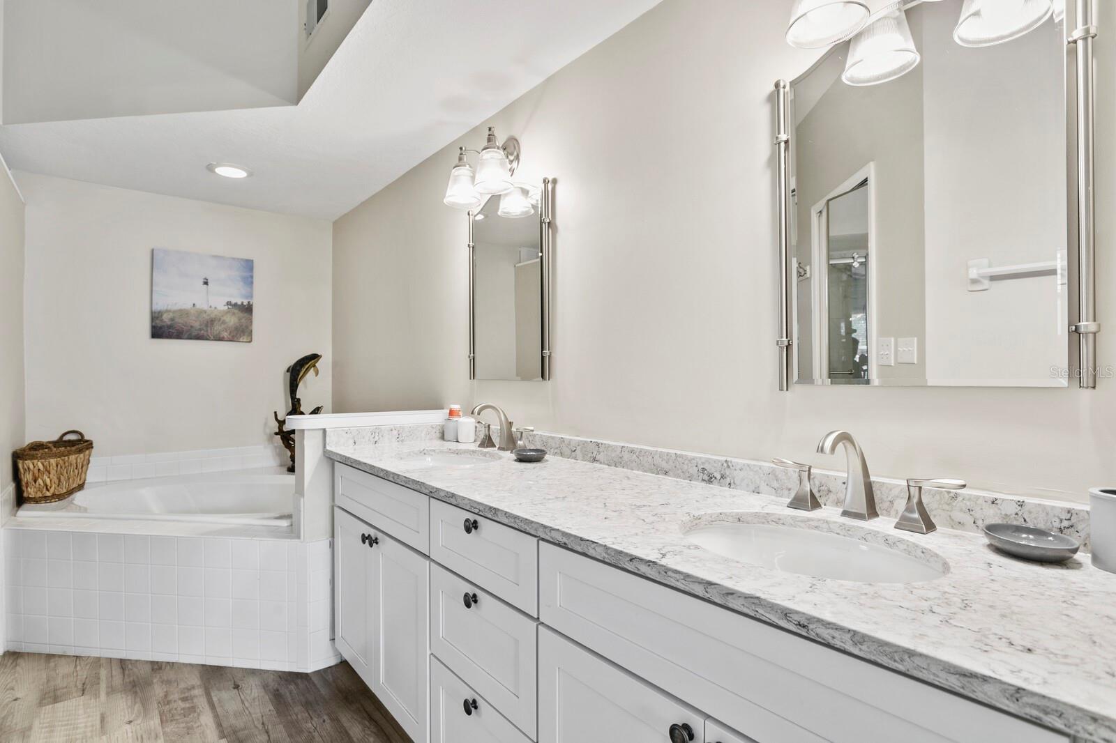 1233 CLAYS TRL, OLDSMAR, FL, 34677