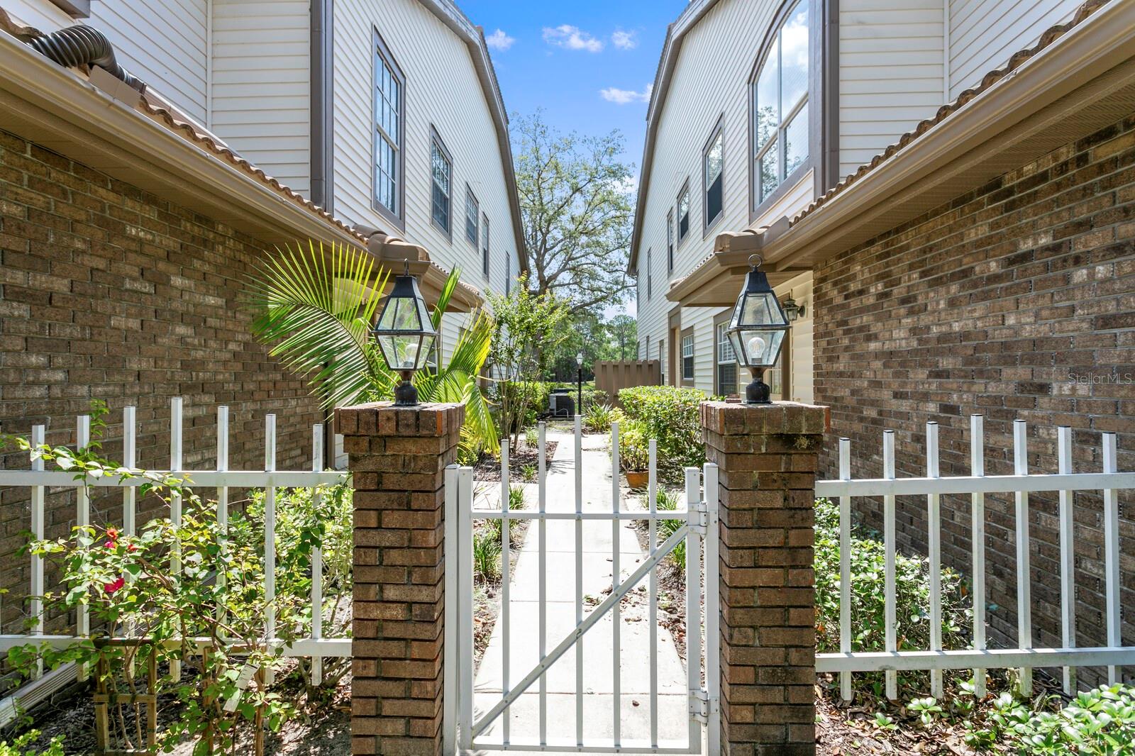 1233 CLAYS TRL, OLDSMAR, FL, 34677