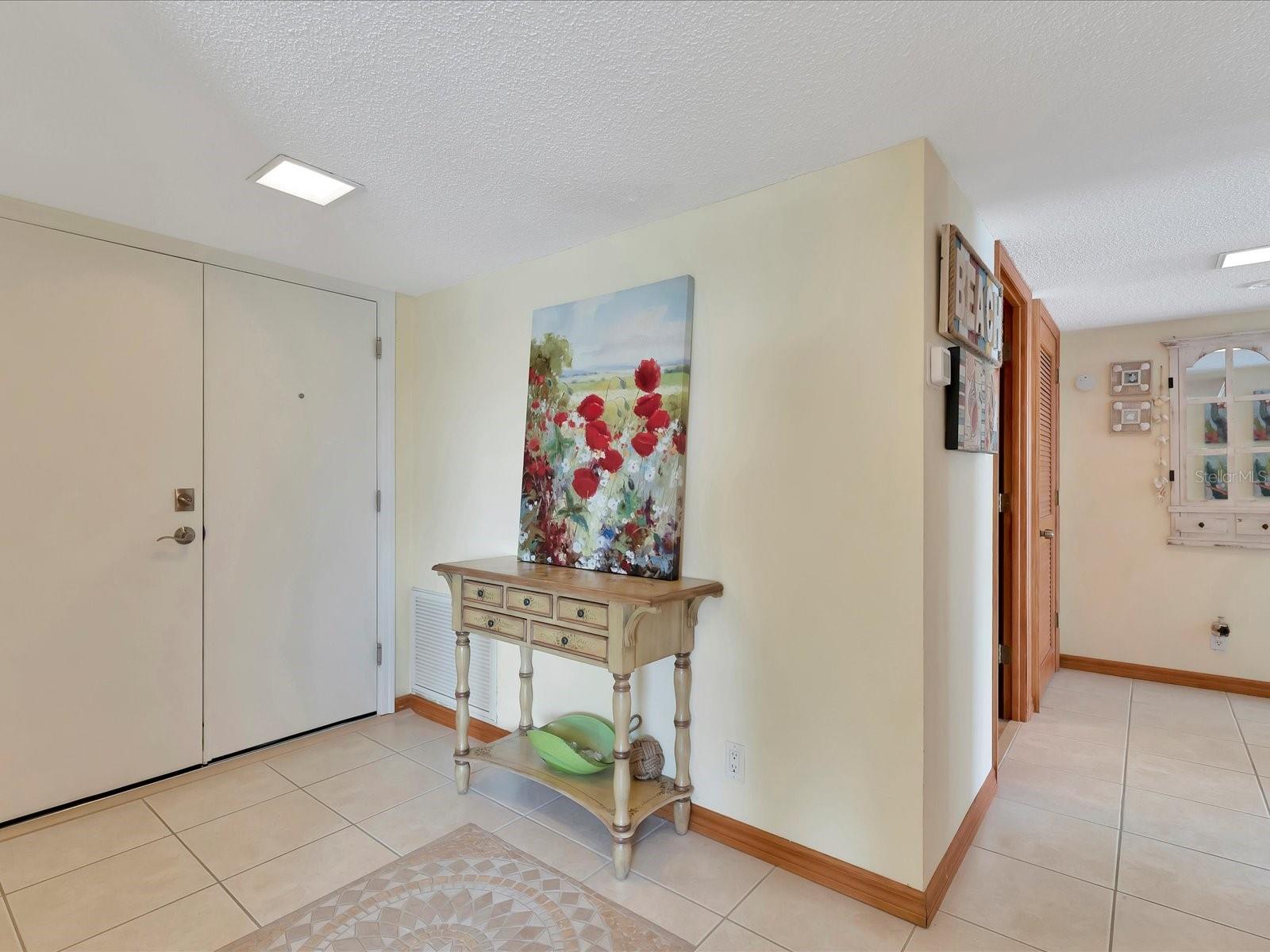 1400 GULF BLVD #204, CLEARWATER BEACH, FL, 33767