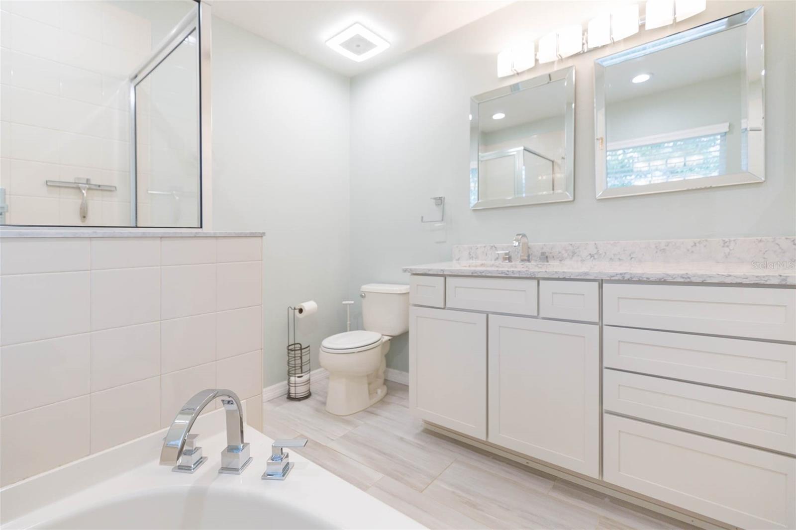 10906 KENSINGTON PARK AVE, RIVERVIEW, FL, 33578