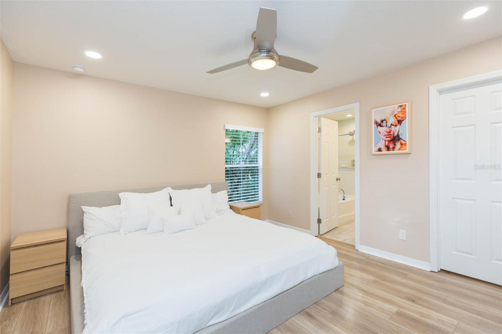 10906 KENSINGTON PARK AVE, RIVERVIEW, FL, 33578