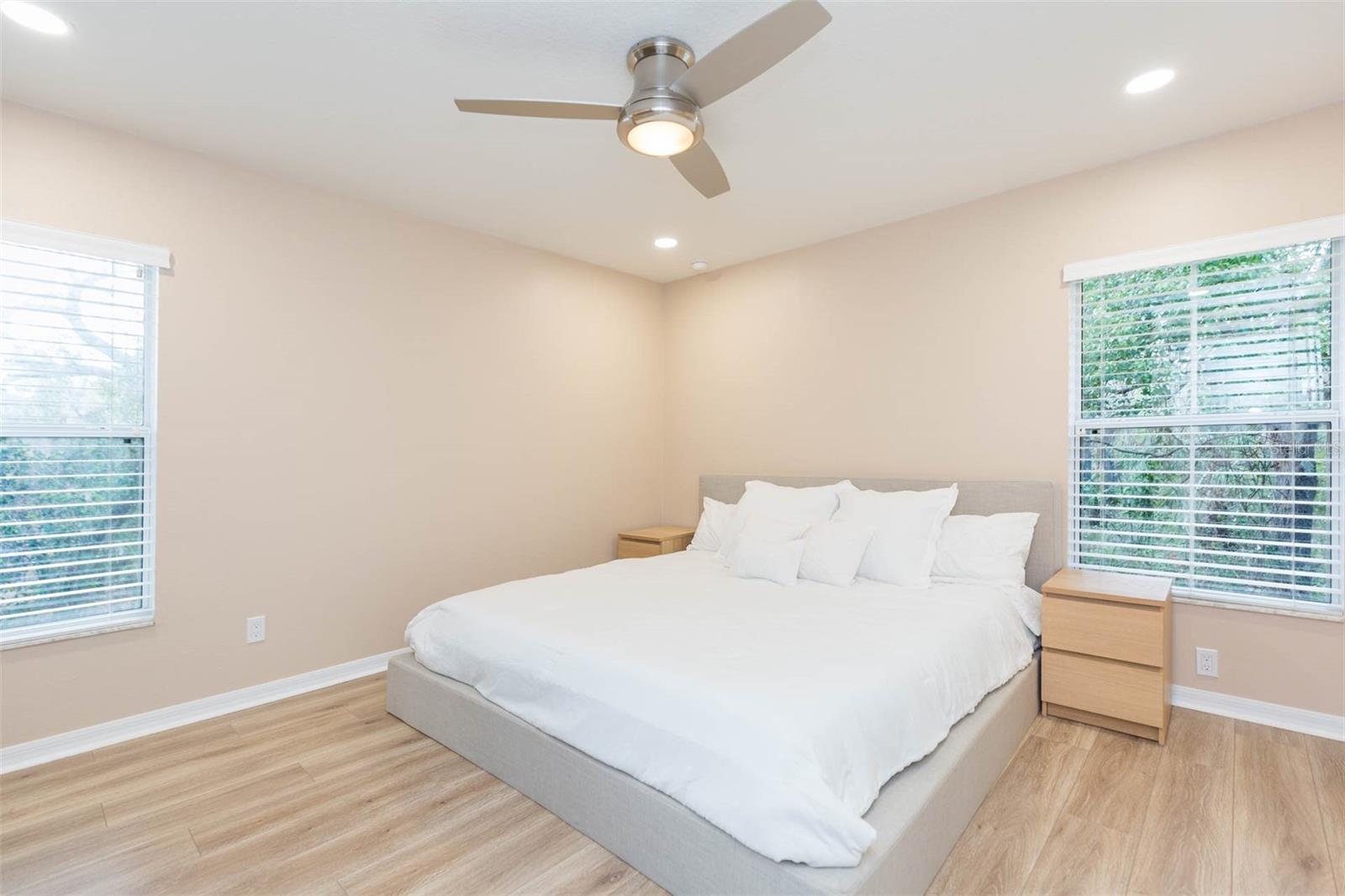 10906 KENSINGTON PARK AVE, RIVERVIEW, FL, 33578