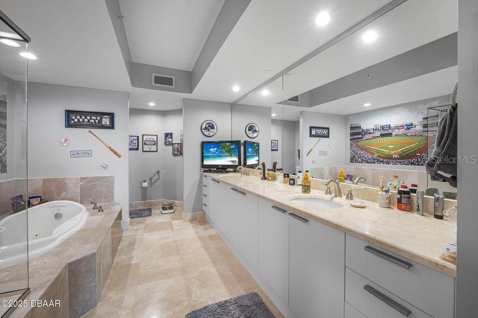 231 RIVERSIDE DR #1907-1, HOLLY HILL, FL, 32117