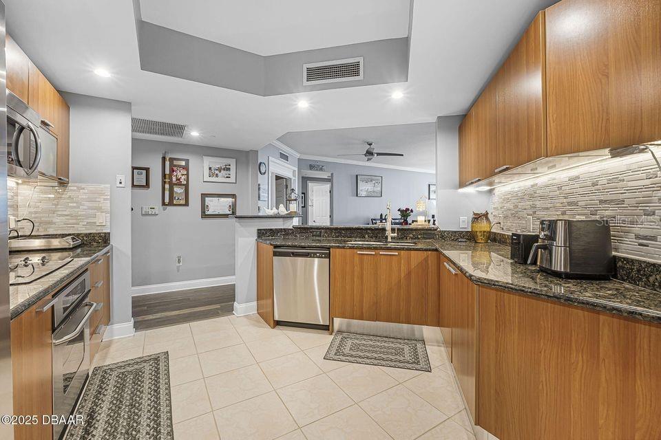 231 RIVERSIDE DR #1907-1, HOLLY HILL, FL, 32117