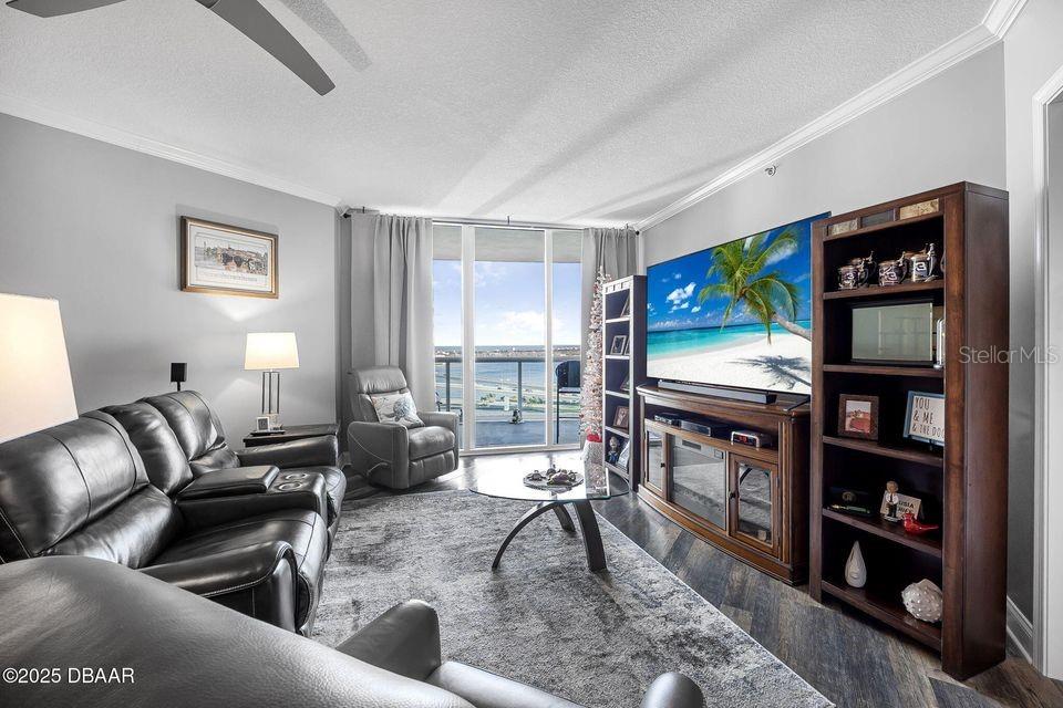 231 RIVERSIDE DR #1907-1, HOLLY HILL, FL, 32117