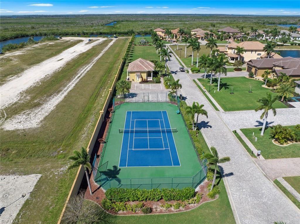 921 W CAPE ESTATES CIR, CAPE CORAL, FL, 33993