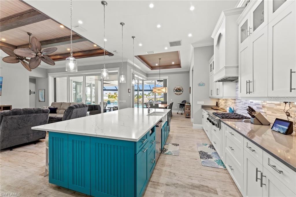 921 W CAPE ESTATES CIR, CAPE CORAL, FL, 33993