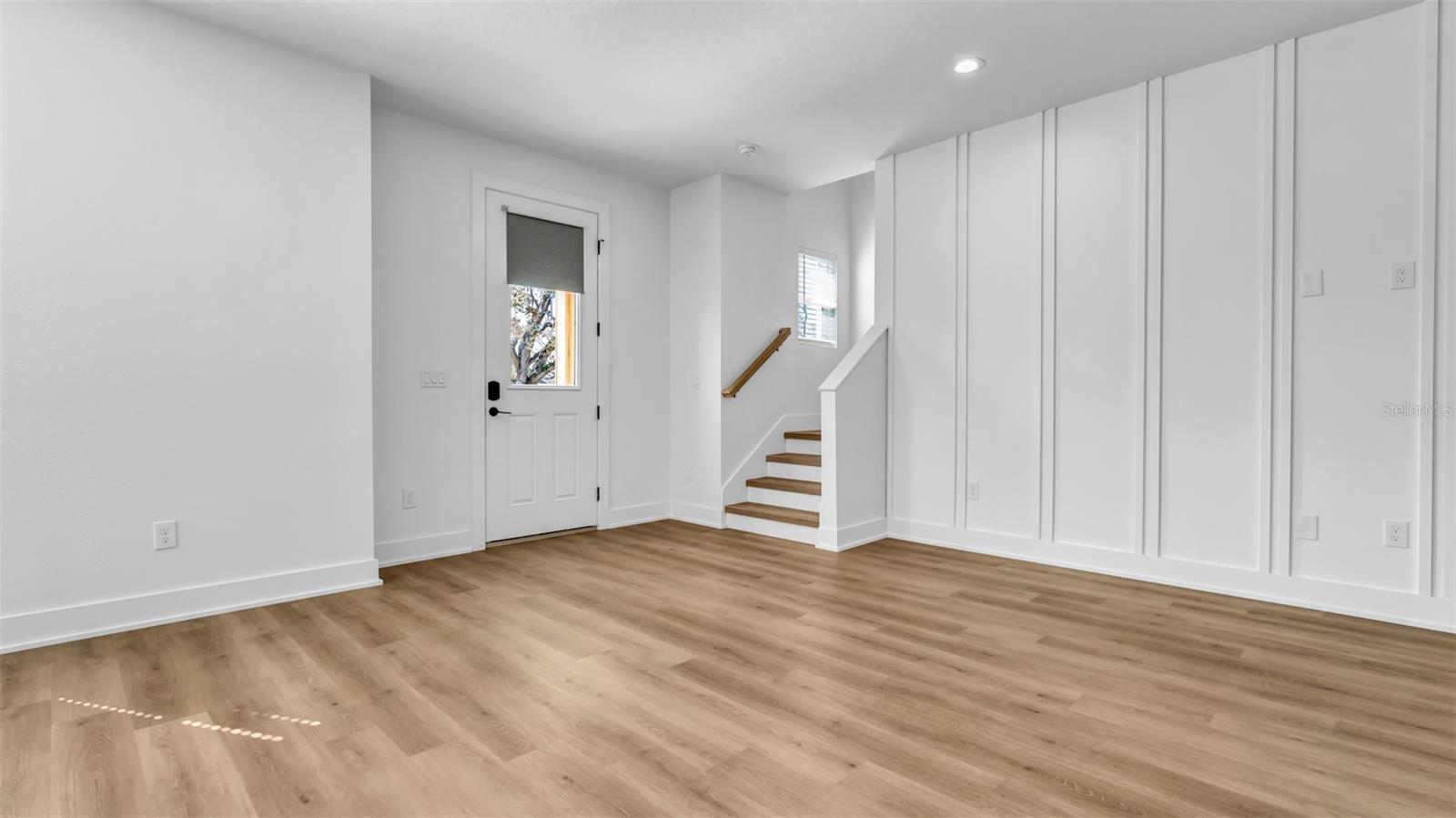 2711 W STATE ST #1, TAMPA, FL, 33609