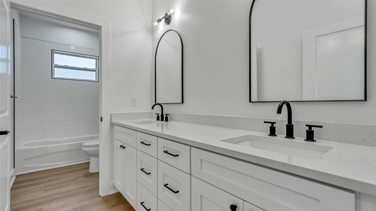 2711 W STATE ST #1, TAMPA, FL, 33609