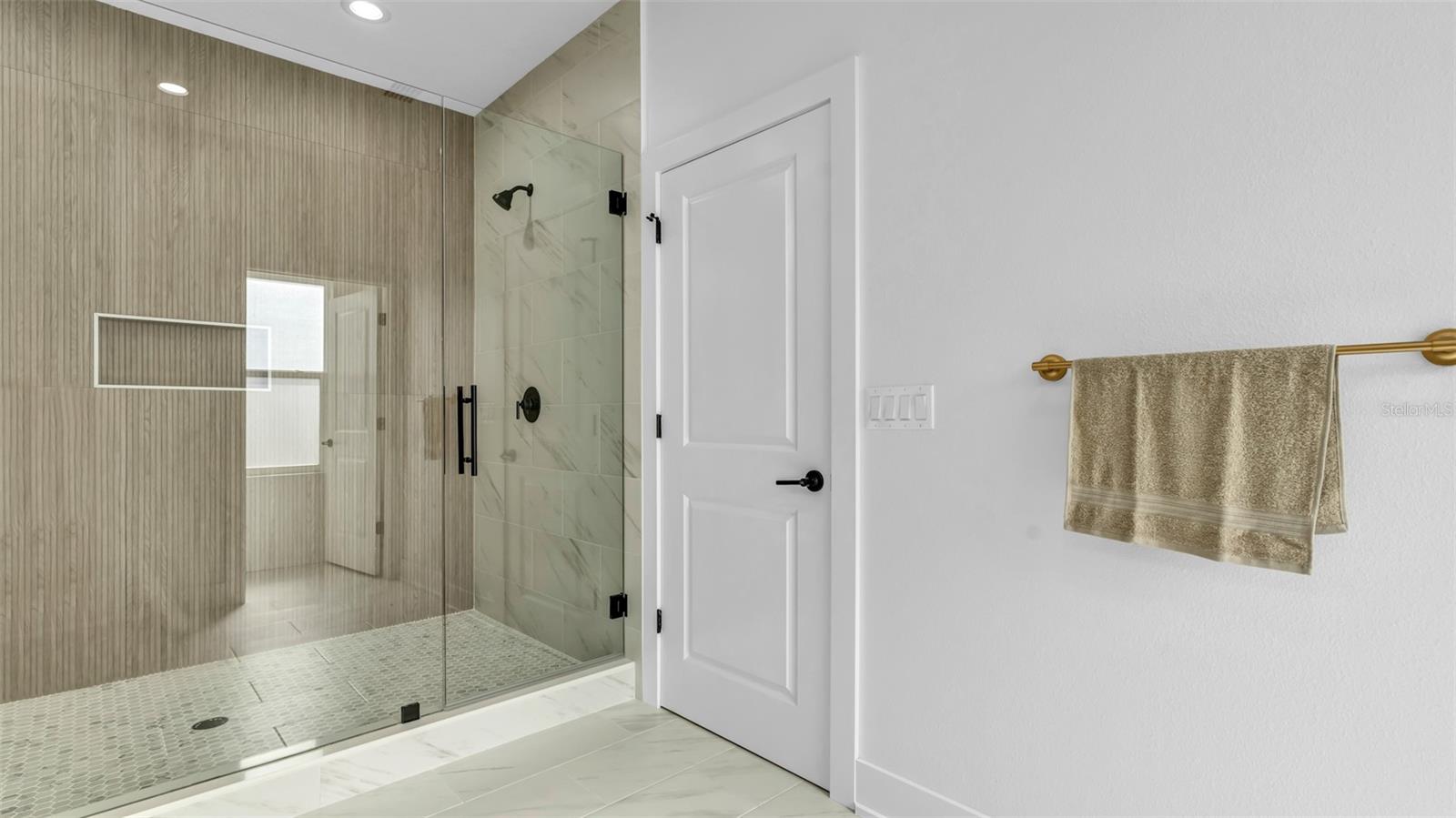 2711 W STATE ST #1, TAMPA, FL, 33609