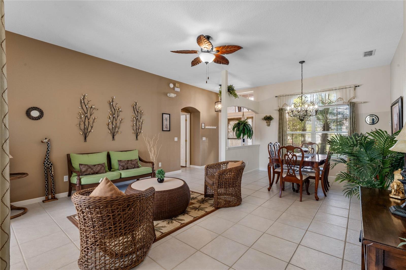 141 PRESTWICK DR, DAVENPORT, FL, 33897