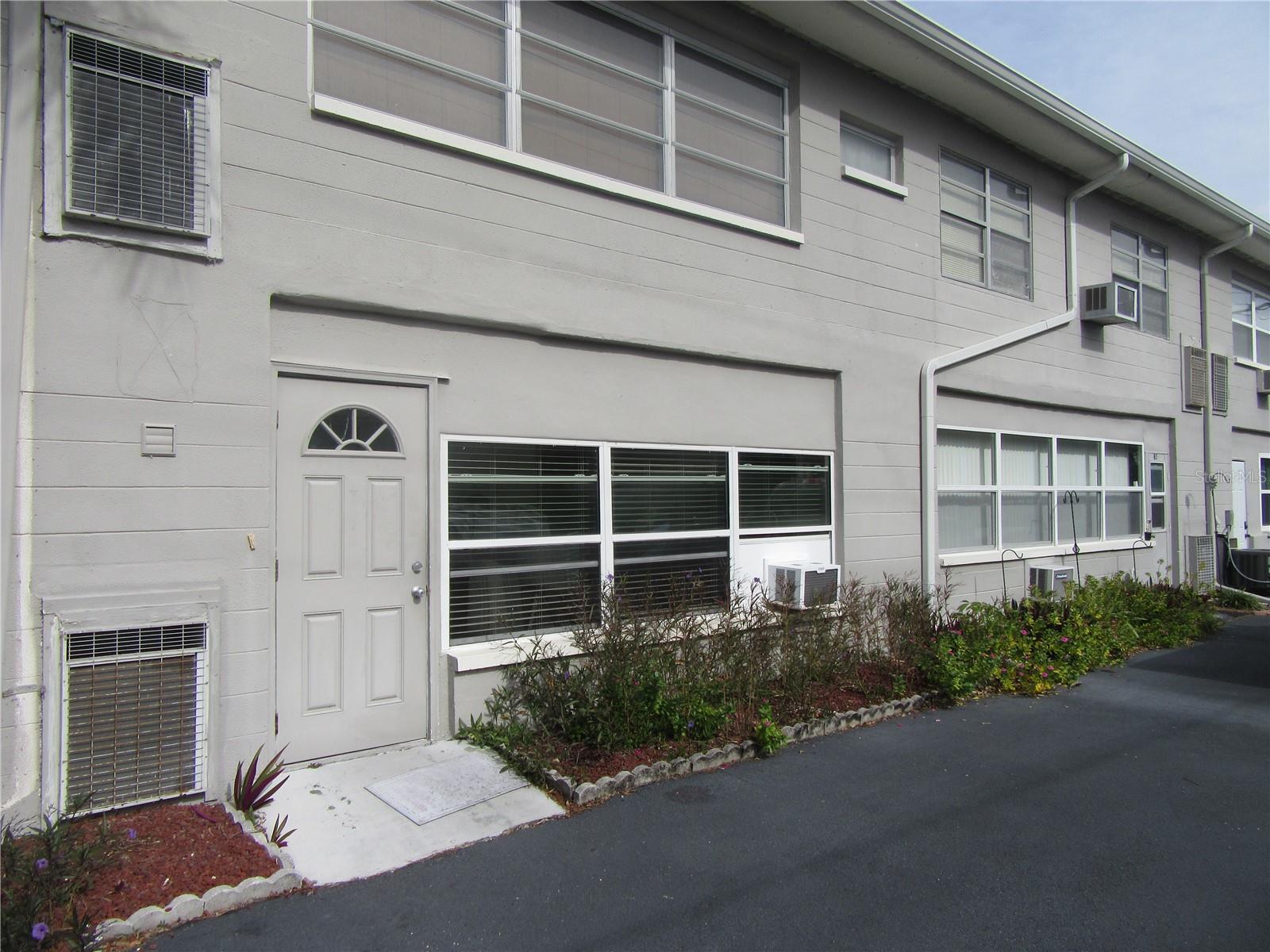 5916 5TH AVE N #b6, ST PETERSBURG, FL, 33710