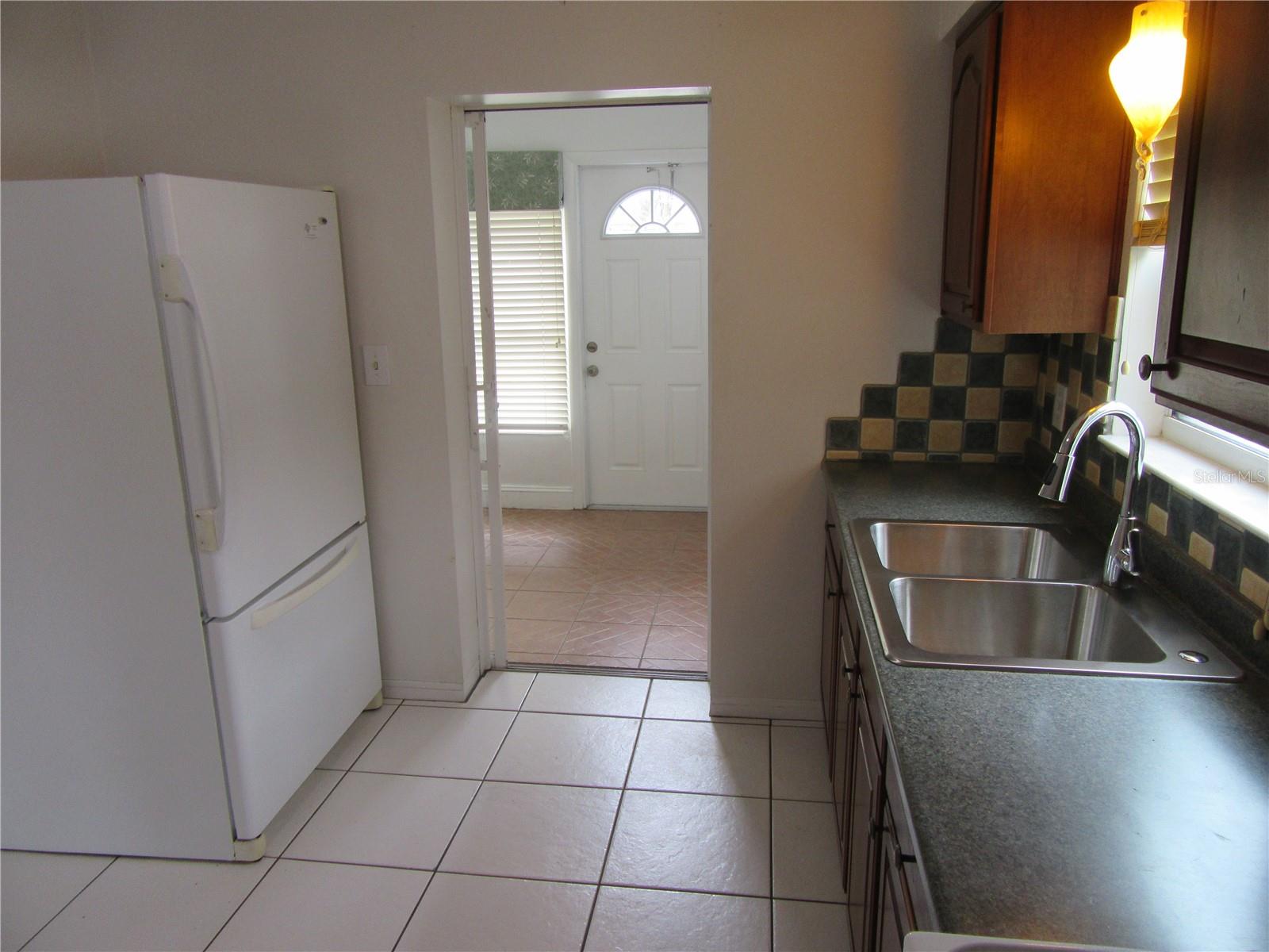 5916 5TH AVE N #b6, ST PETERSBURG, FL, 33710