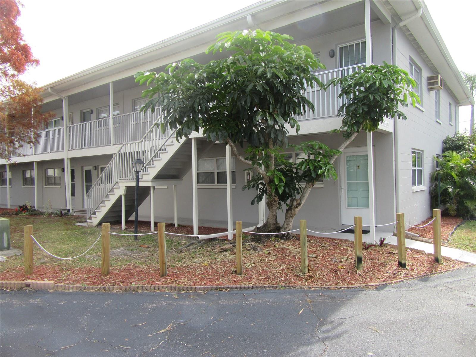 5916 5TH AVE N #b6, ST PETERSBURG, FL, 33710