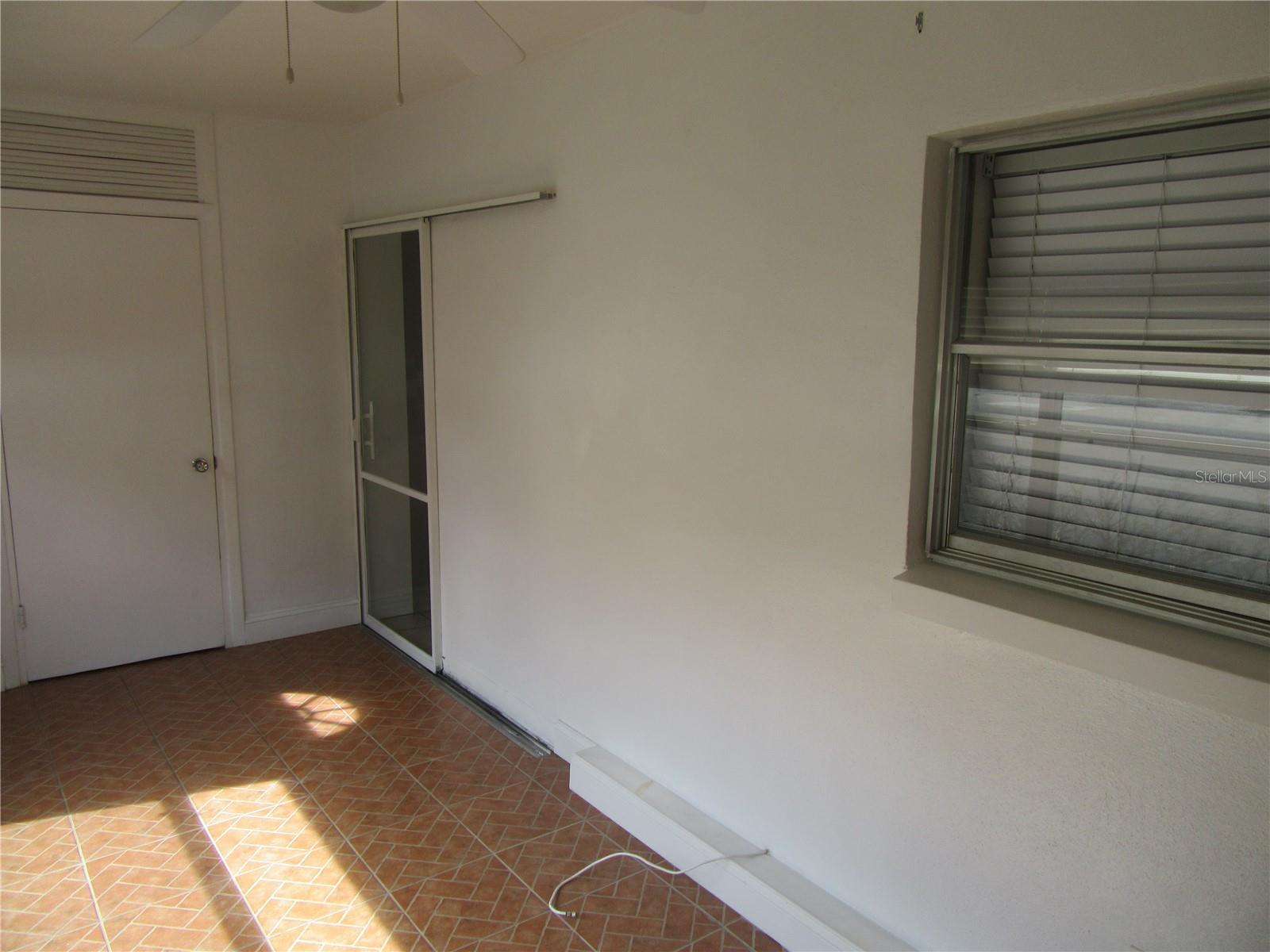 5916 5TH AVE N #b6, ST PETERSBURG, FL, 33710