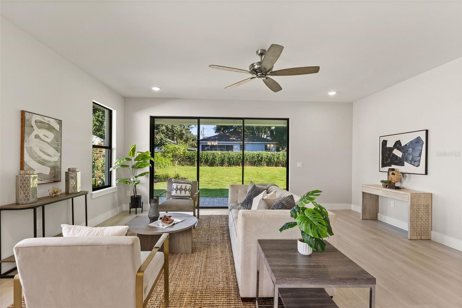 1811 SIMONTON AVE, ORLANDO, FL, 32806