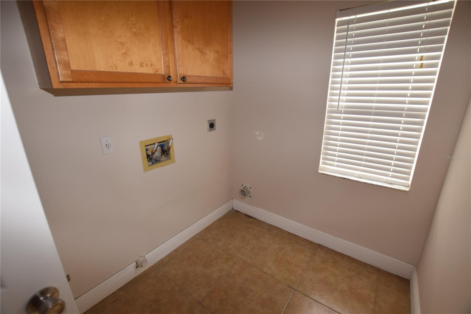 6952 KNIGHTSWOOD DR, ORLANDO, FL, 32818