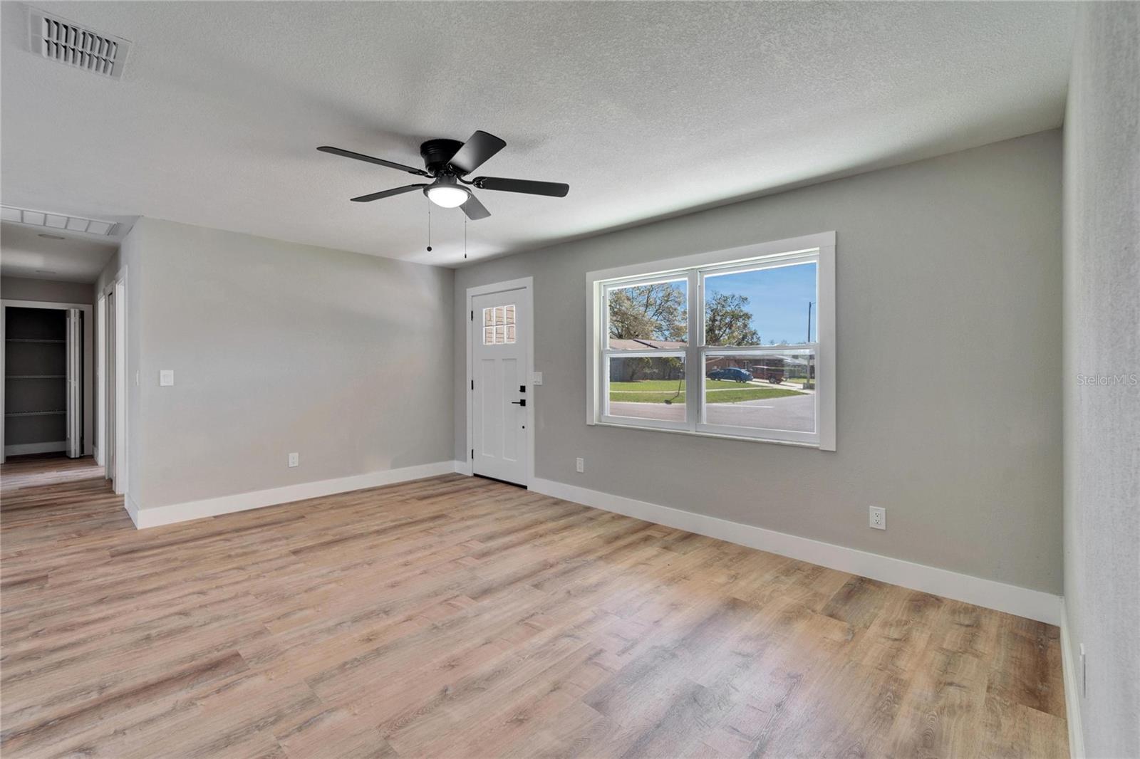 11206 MONDALE AVE, SEFFNER, FL, 33584