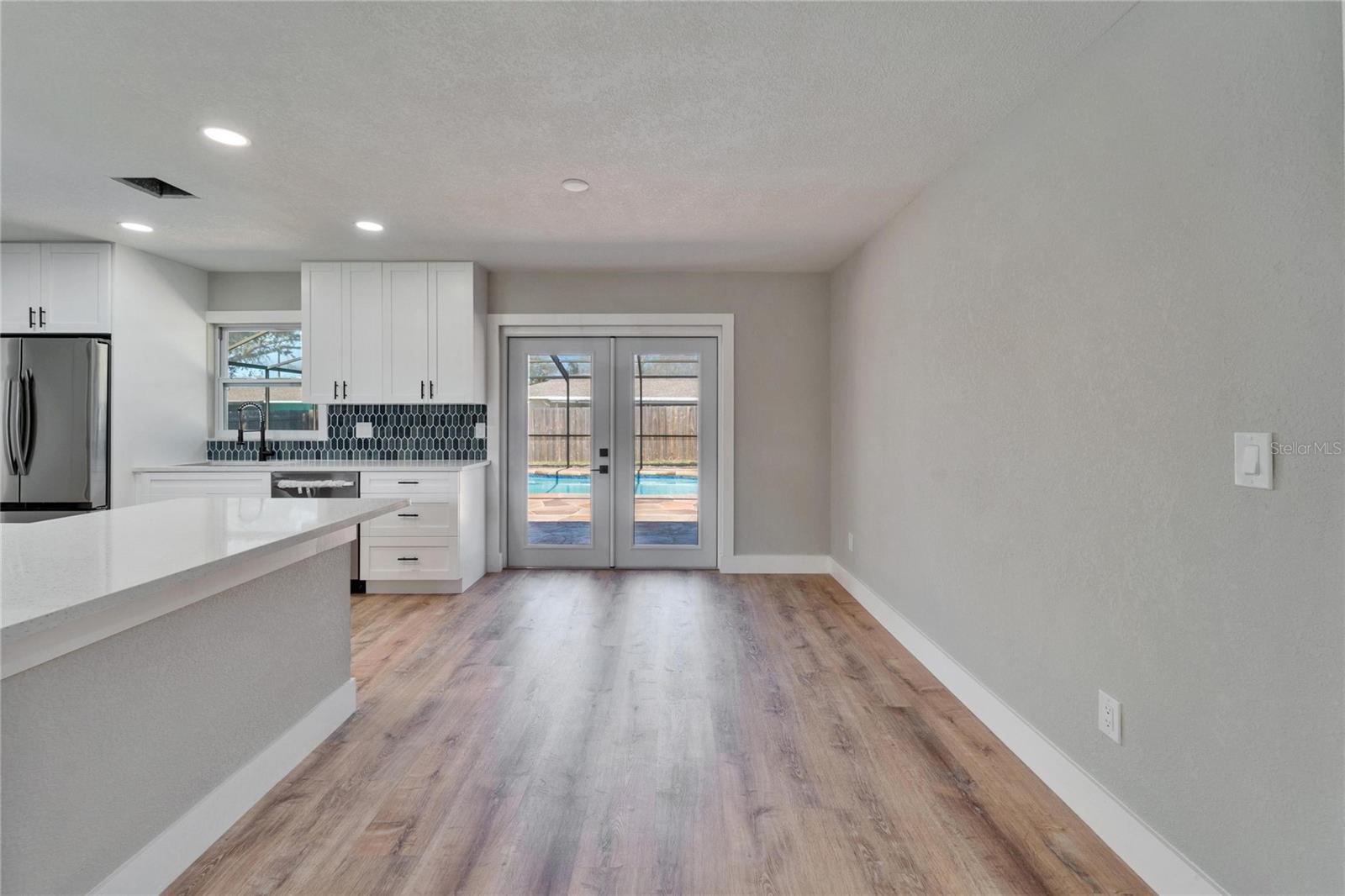 11206 MONDALE AVE, SEFFNER, FL, 33584