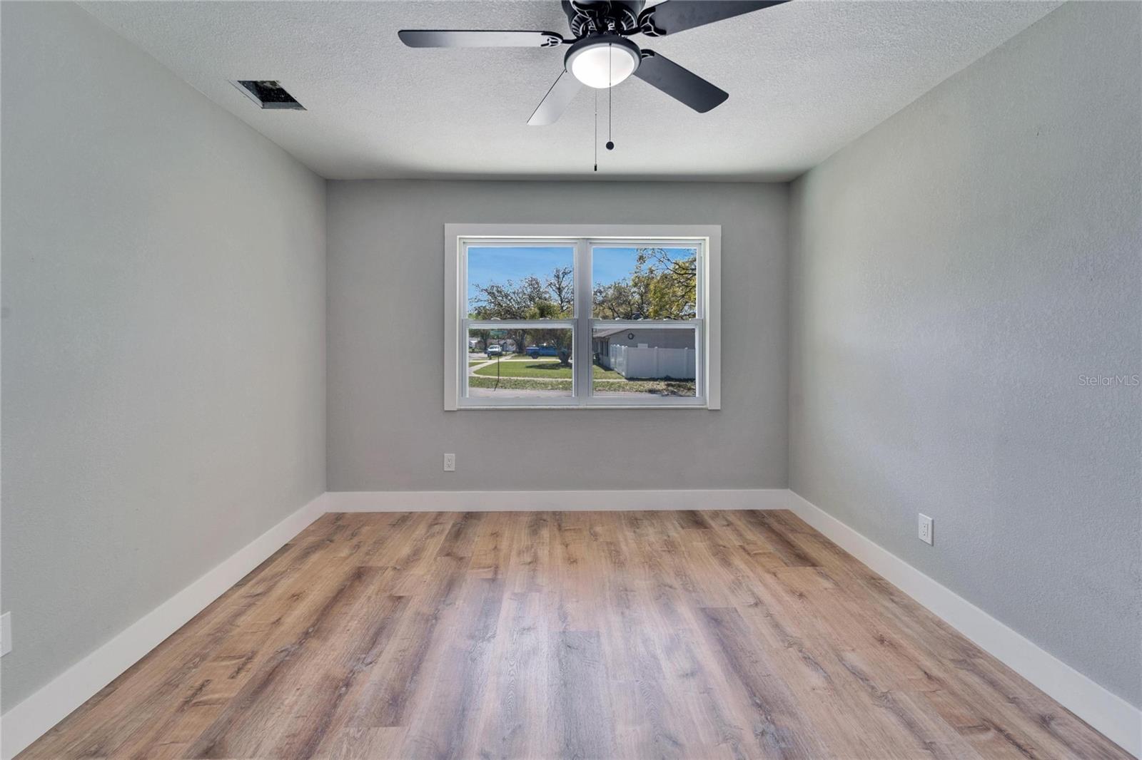 11206 MONDALE AVE, SEFFNER, FL, 33584