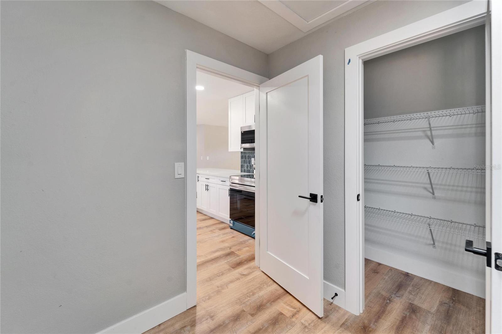 11206 MONDALE AVE, SEFFNER, FL, 33584