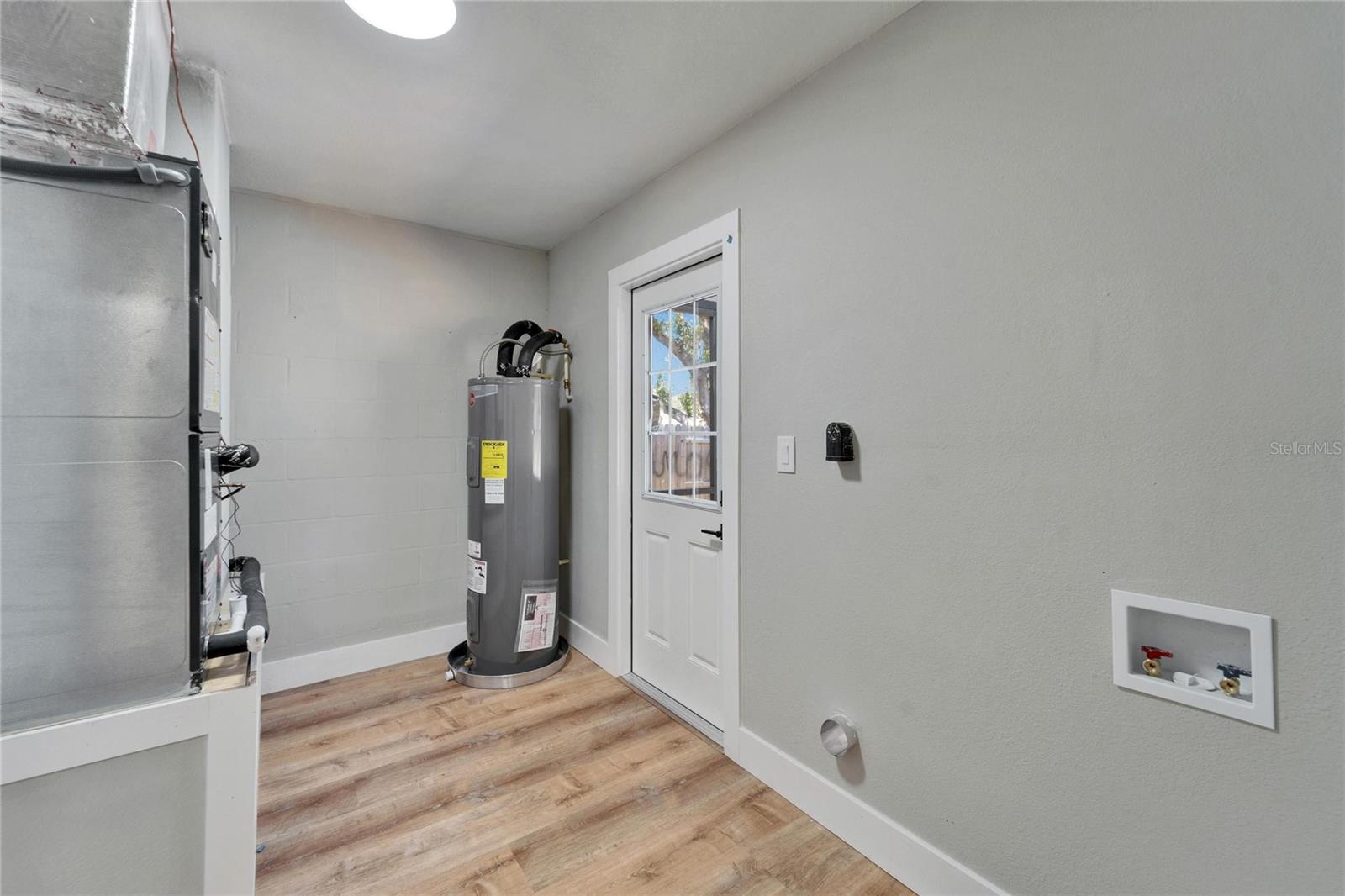 11206 MONDALE AVE, SEFFNER, FL, 33584